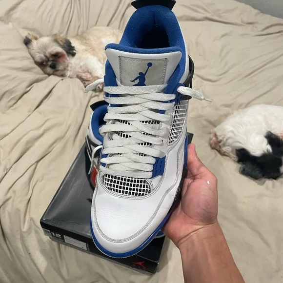 Jordan 4 “Motorsports “